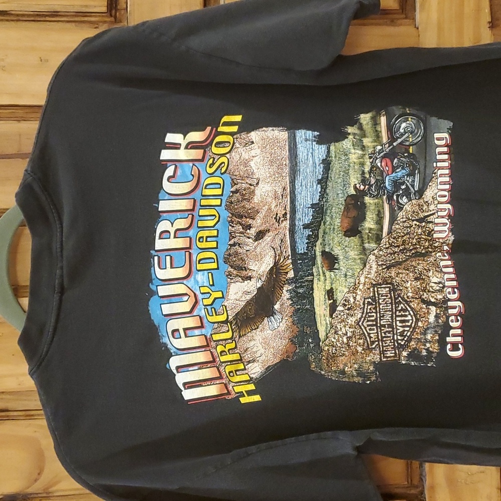 Black Vintage Harley-Davidson Maverick Cheyenne Wyoming Tee 1999 Large